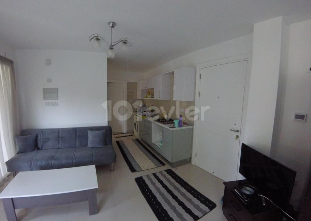 2+1 Flat for Rent Behind Girne Center Colony Hotel