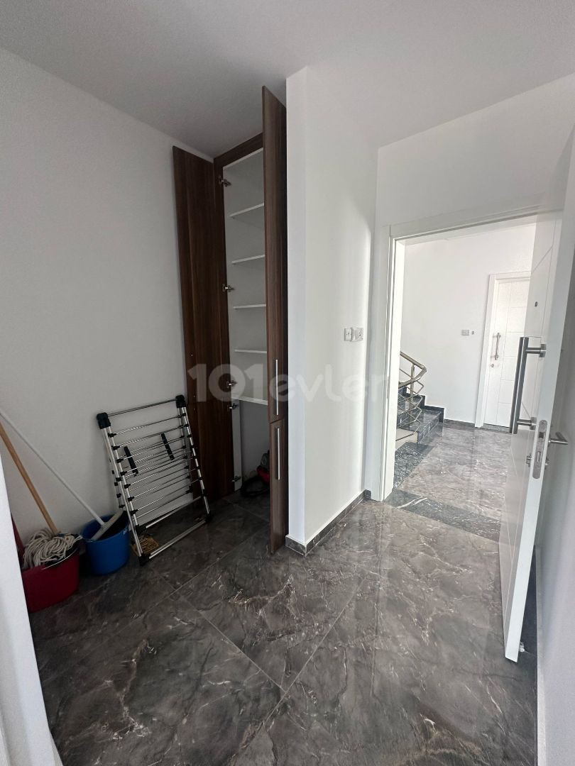 2+1 Penthouse for Rent in Gönyeli