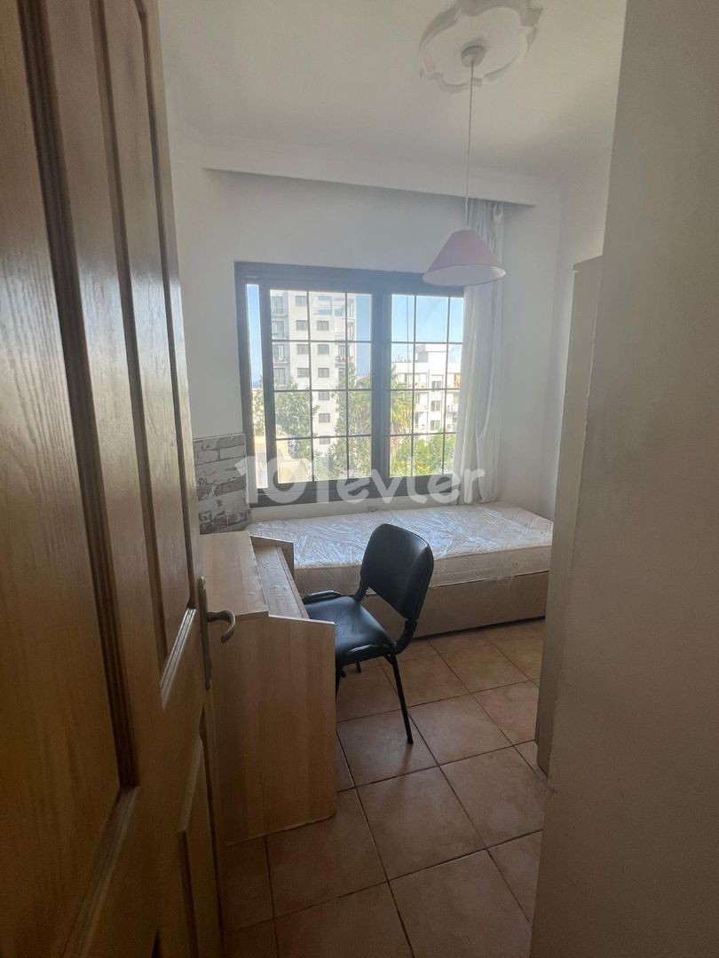 Girne Merkezde 3+1 kiralık daire