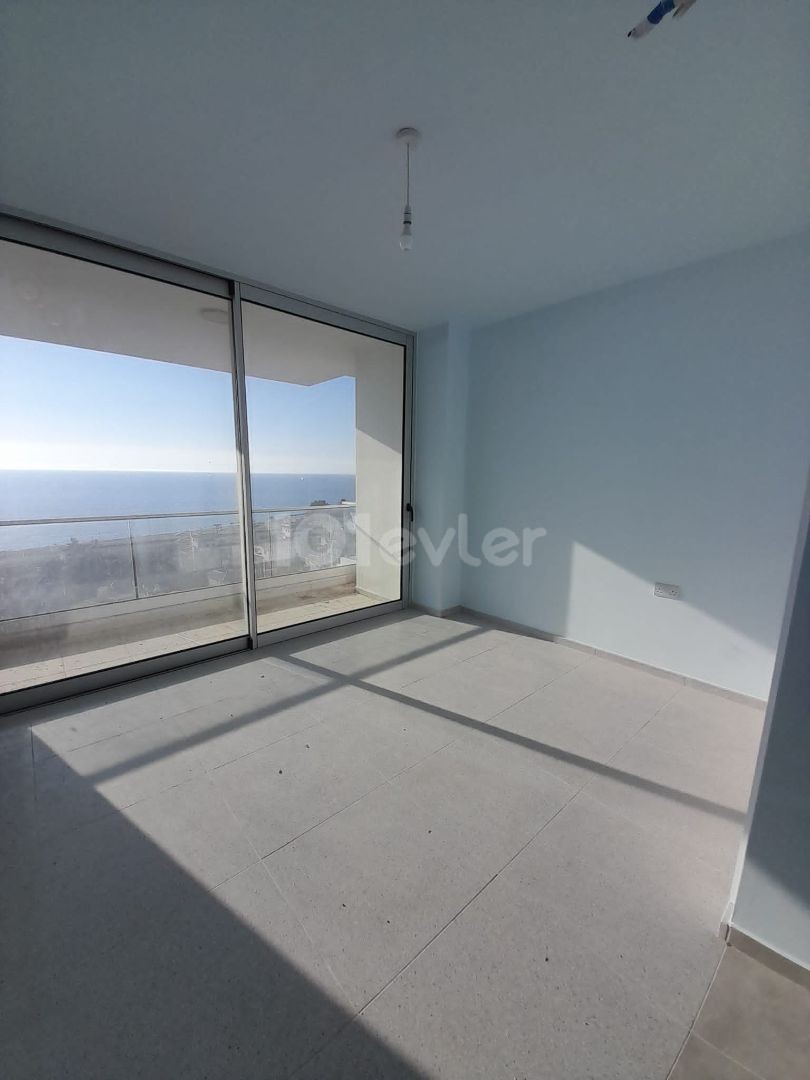 Flat for RENT with sea view in İskele Bogaz