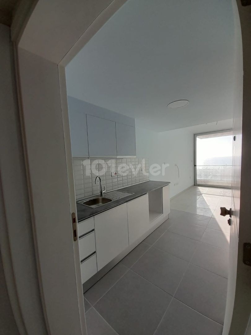 Flat for RENT with sea view in İskele Bogaz