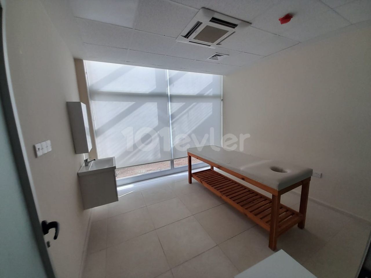 Flat for RENT with sea view in İskele Bogaz