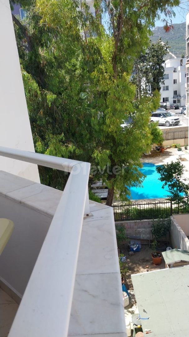 Girne Merkezde Full Eşyalı Kiralık Daire