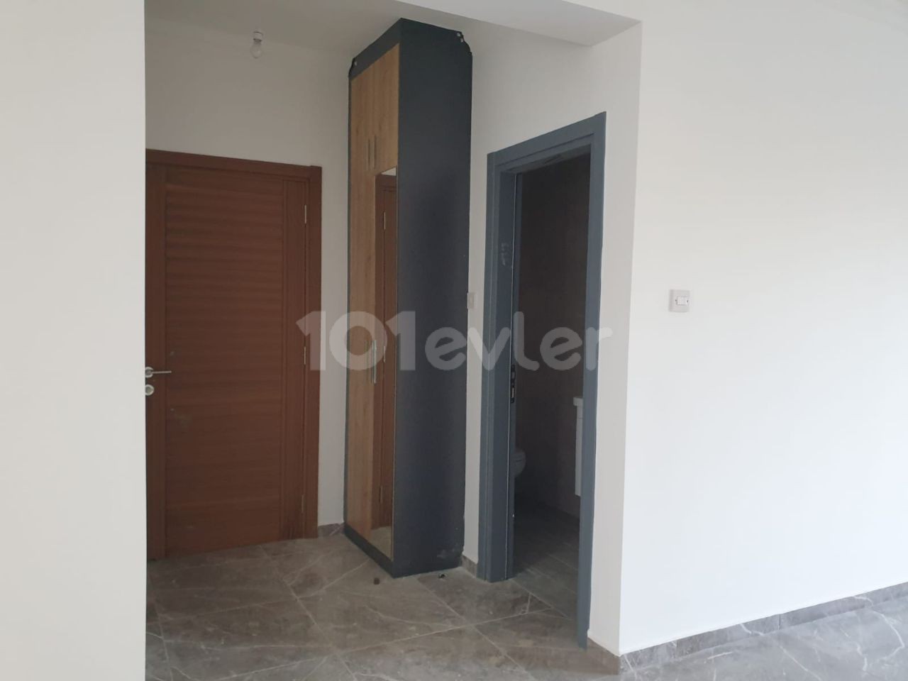 LAPTA BÖLGESİNDE 2+1 LÜKS SATILIK DAİRE