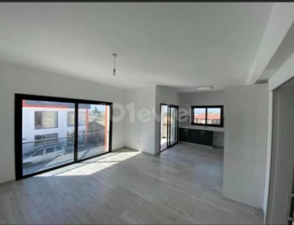 LAST 130M2 3+1 NEW FLAT IN LEFKOSA DEGIRMENLIK