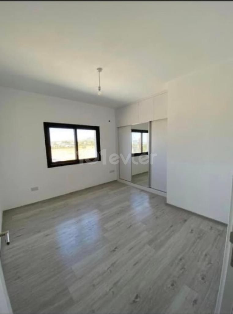 LAST 130M2 3+1 NEW FLAT IN LEFKOSA DEGIRMENLIK