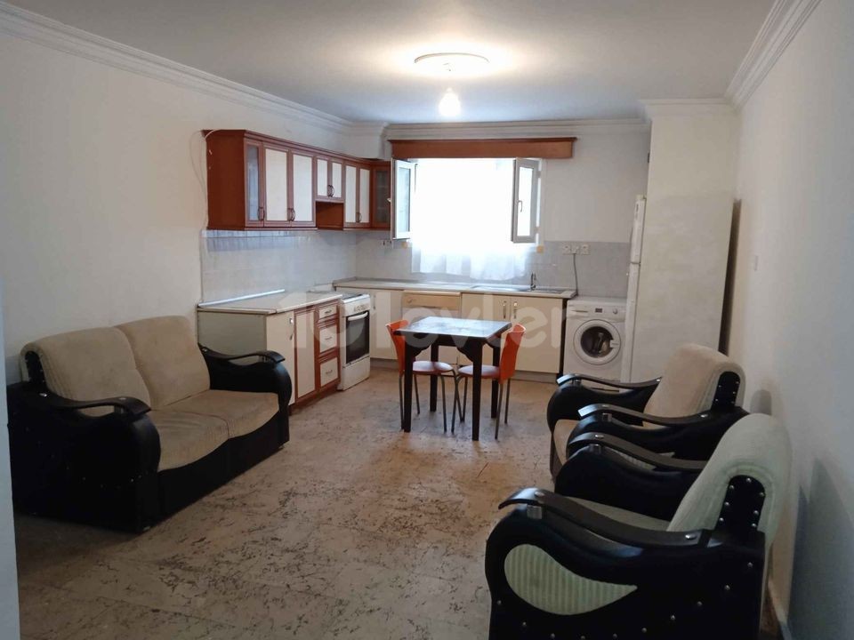 Flat For Sale in Yukarı Girne, Kyrenia