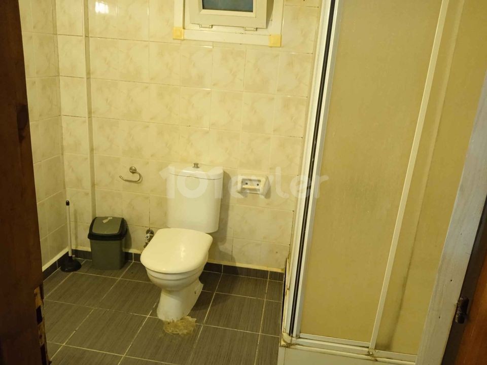 Flat For Sale in Yukarı Girne, Kyrenia