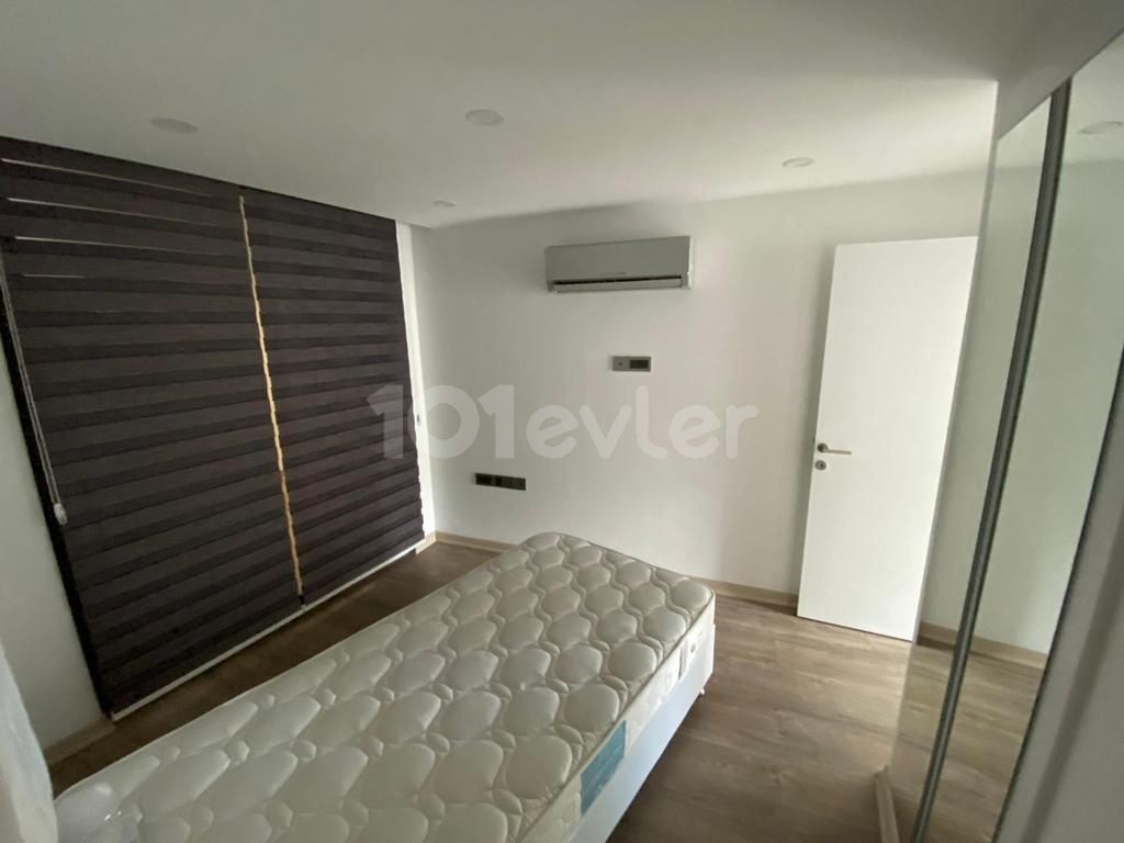 Flat For Sale in Yukarı Girne, Kyrenia