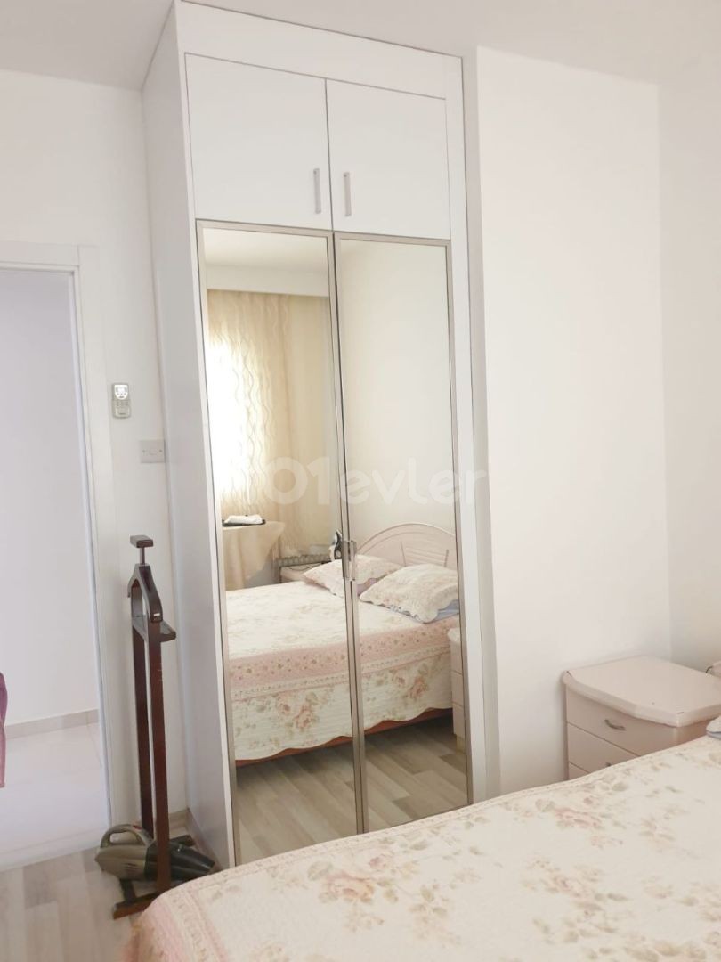 120m2 2+1 Girne Merkezde Havuzlu Lüks Daire