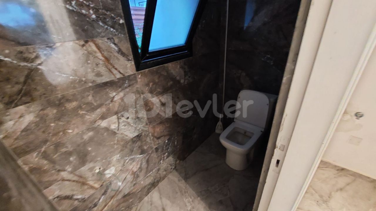 Kaçmaz Fırsat - 4+2 Lüks Villa - Eşdeğer Koçan