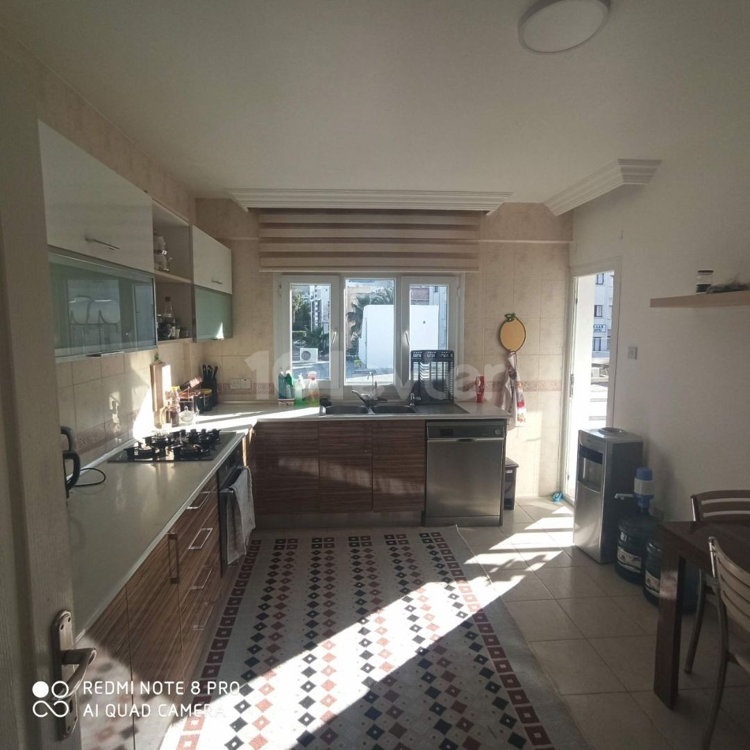 110M2 2+1 - Full Yeni Eşyalı - Girne'nin Kalbinde - HEMEN ARA  +905338226617  