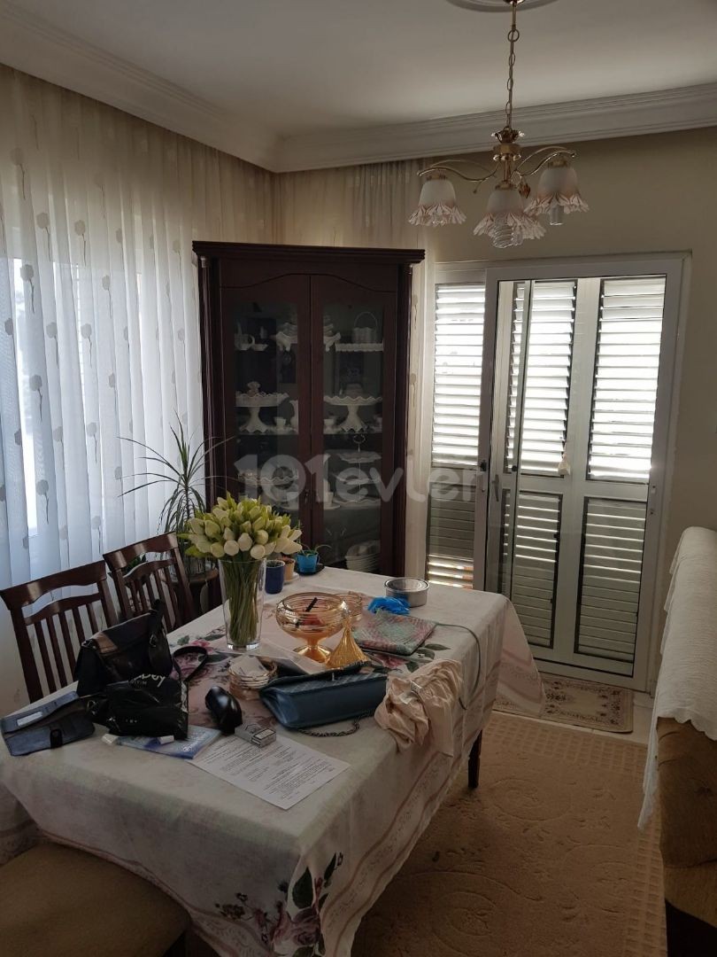 Opportunity Investment 3+1 Wohnung in Kyrenia Zentrum