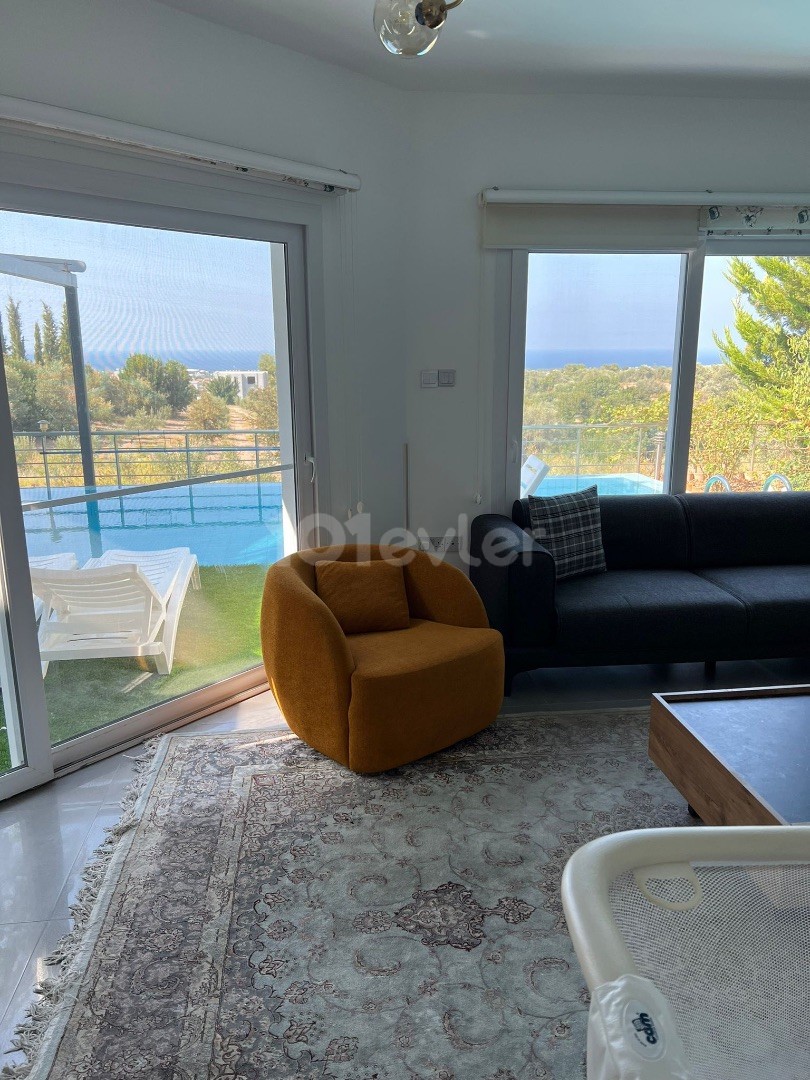 3+1 villa with sea and mountain views for sale in Kyrenia Ozanköy region