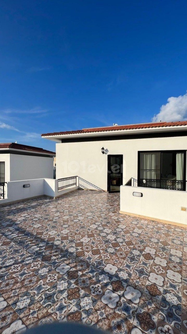 Girne doğanköy 3+1 satılık villa