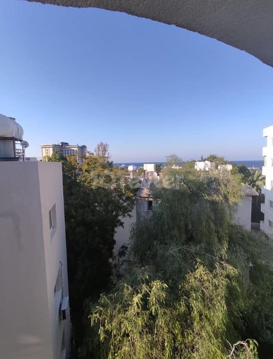 2+1 flat with Turkish title for sale in Kyrenia center