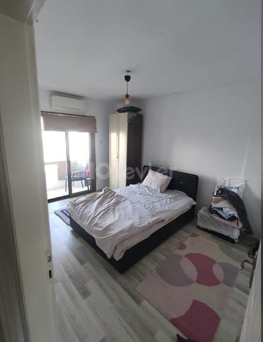 2+1 flat with Turkish title for sale in Kyrenia center