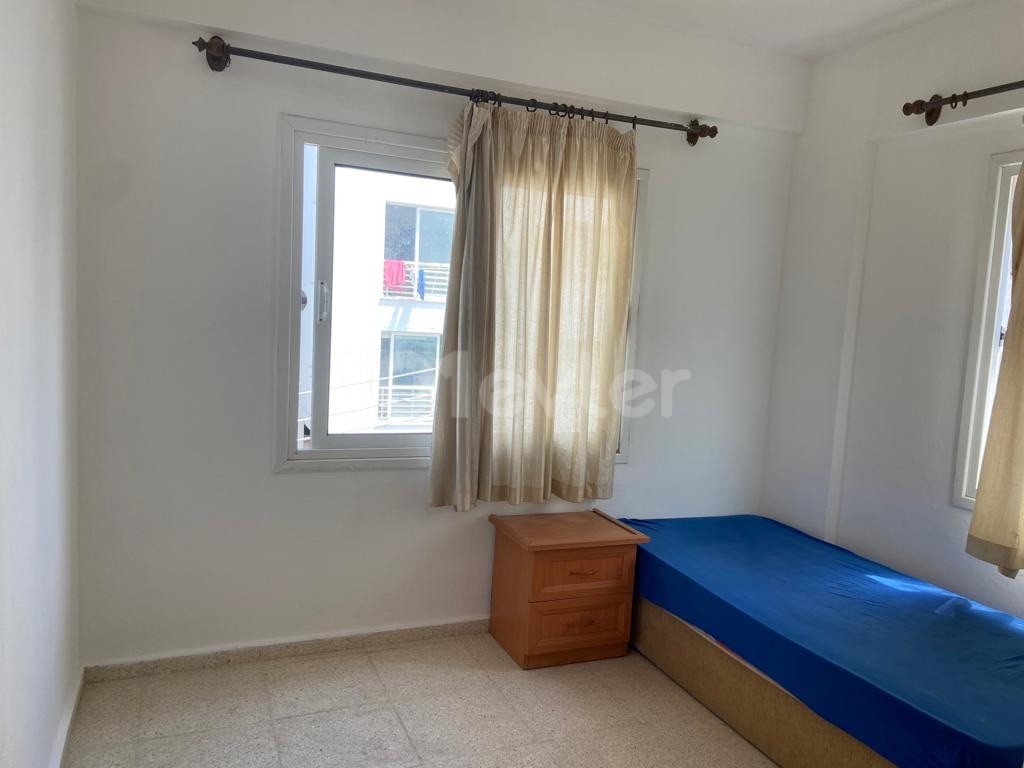 2+1 flat for sale at an affordable price close to the center of Kyrenia