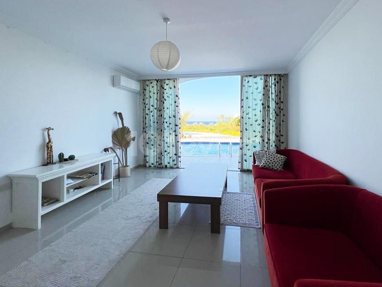 3+1 luxury flat for rent in Kyrenia Edremit area