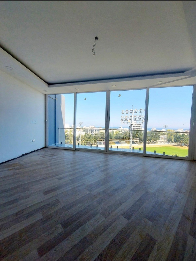 Girne merkez dublex 2+1 penthouse