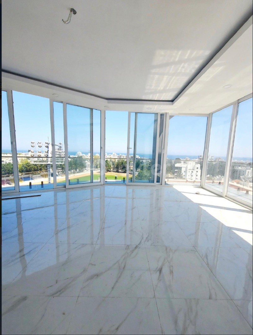 Girne merkez dublex 2+1 penthouse