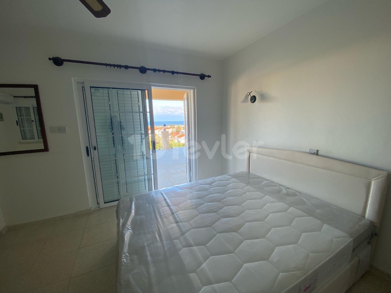 4+1 Villa mit Pool zu vermieten in Kyrenia Ozankoy