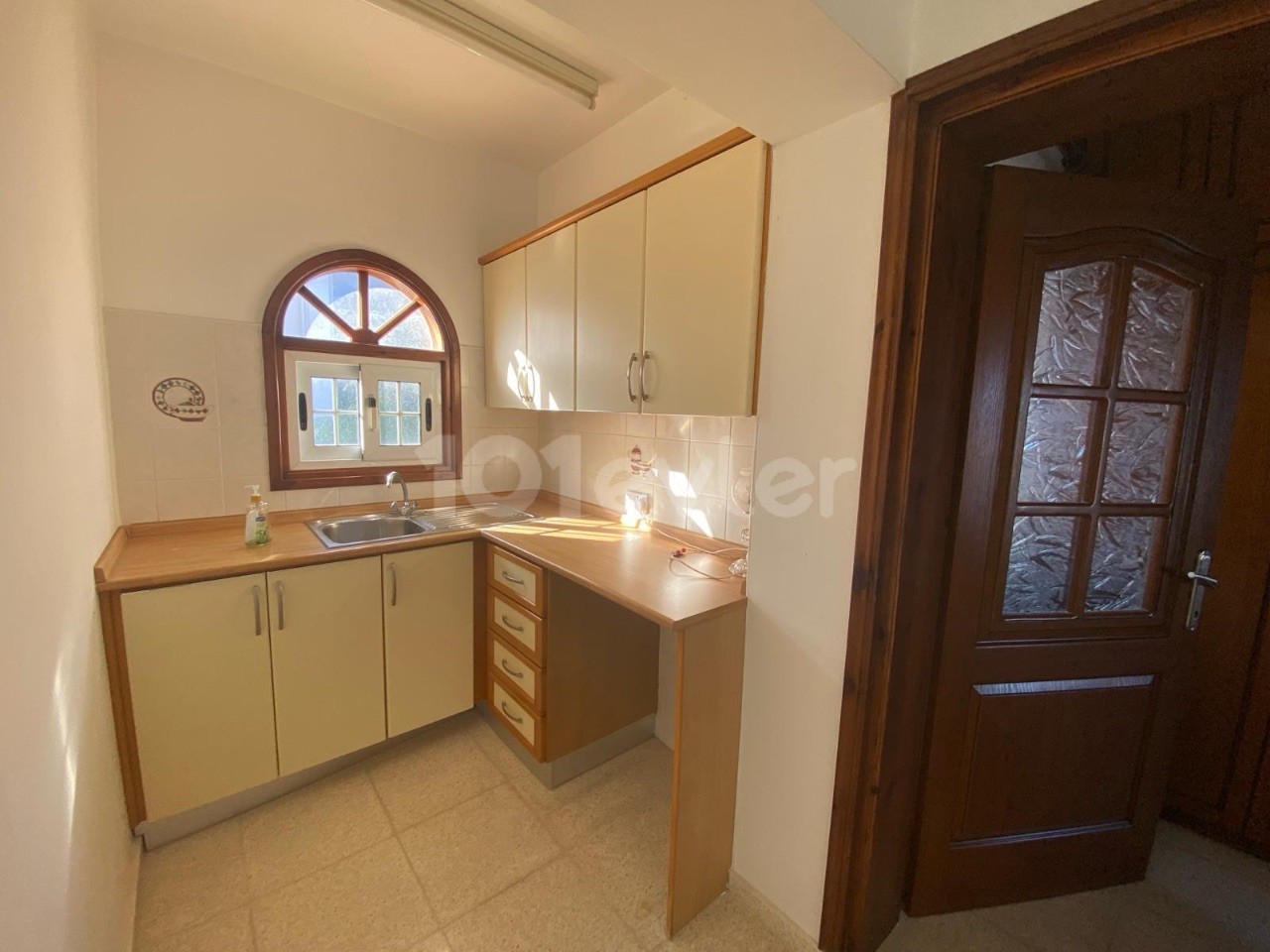 4+1 Villa mit Pool zu vermieten in Kyrenia Ozankoy