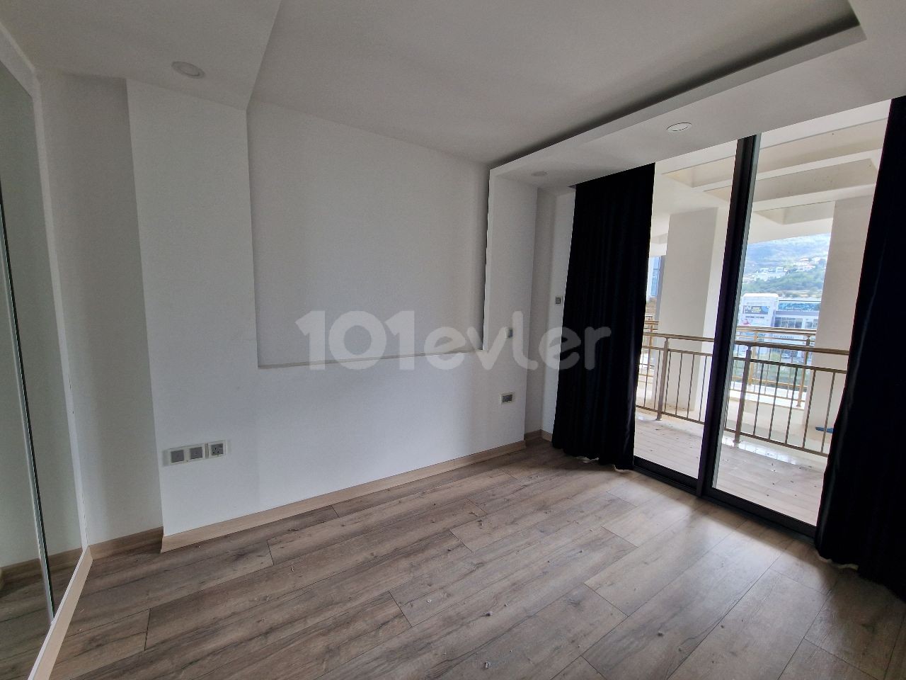 Flat To Rent in Girne Merkez, Kyrenia