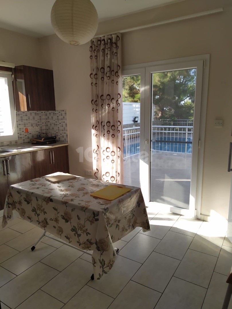 Zypern Kyrenia Catalkoy Tägliche Miete Luxus 4+1 Villa