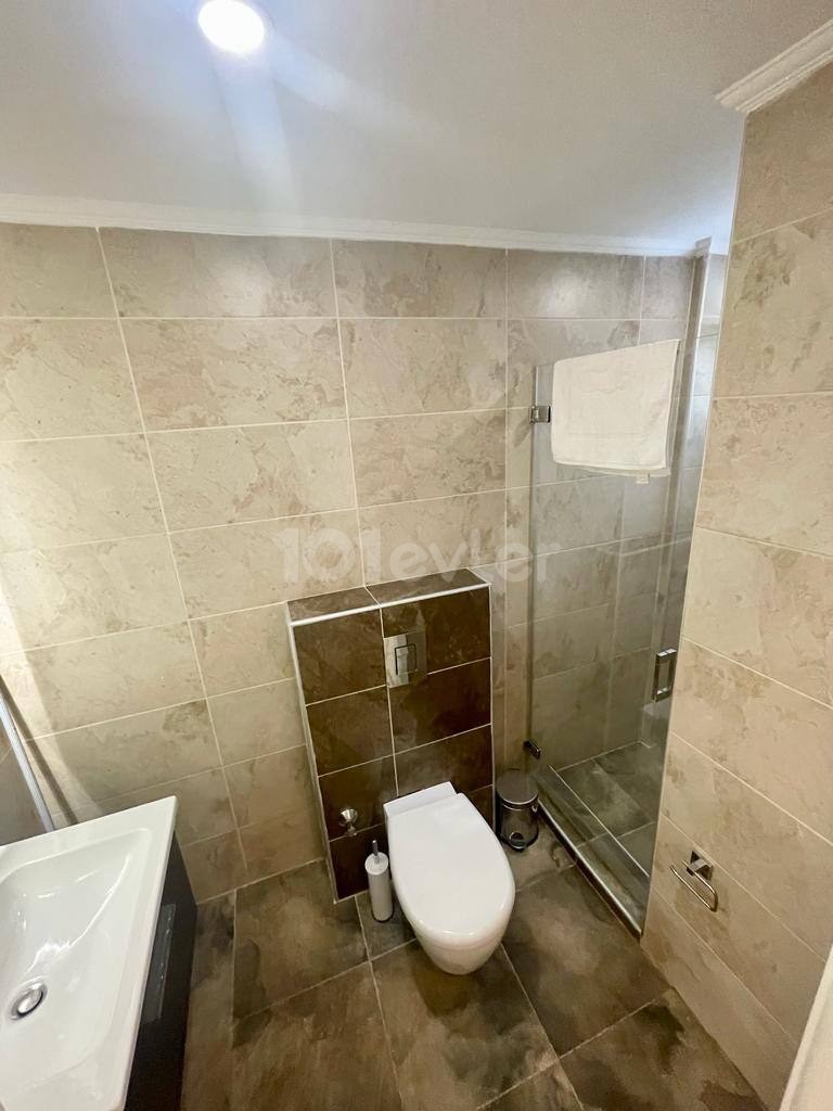 Kıbrıs Girne Merkez’de Lüks Satılık 1+1 Eşyalı Daire