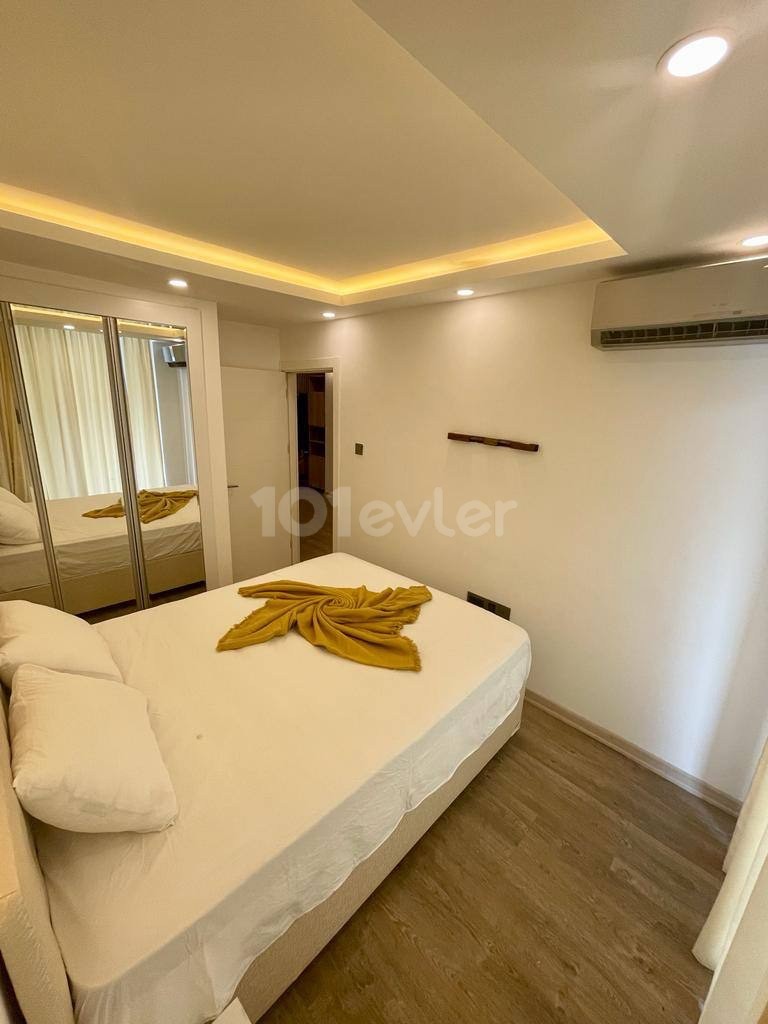 Kıbrıs Girne Merkez’de Lüks Satılık 1+1 Eşyalı Daire