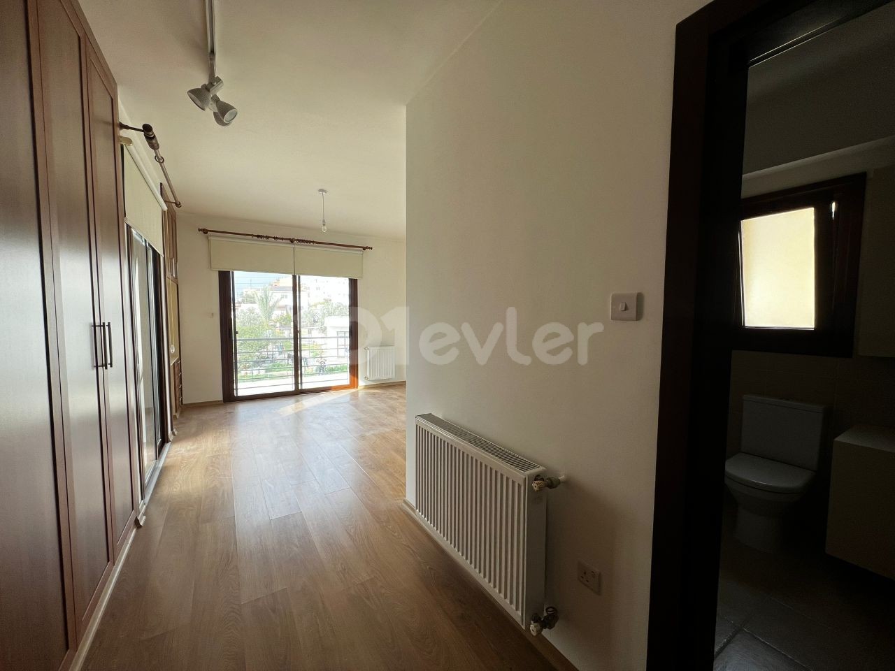 Kıbrıs Lefkoşa Hamitköy'de kiralık 4+1 modern villa