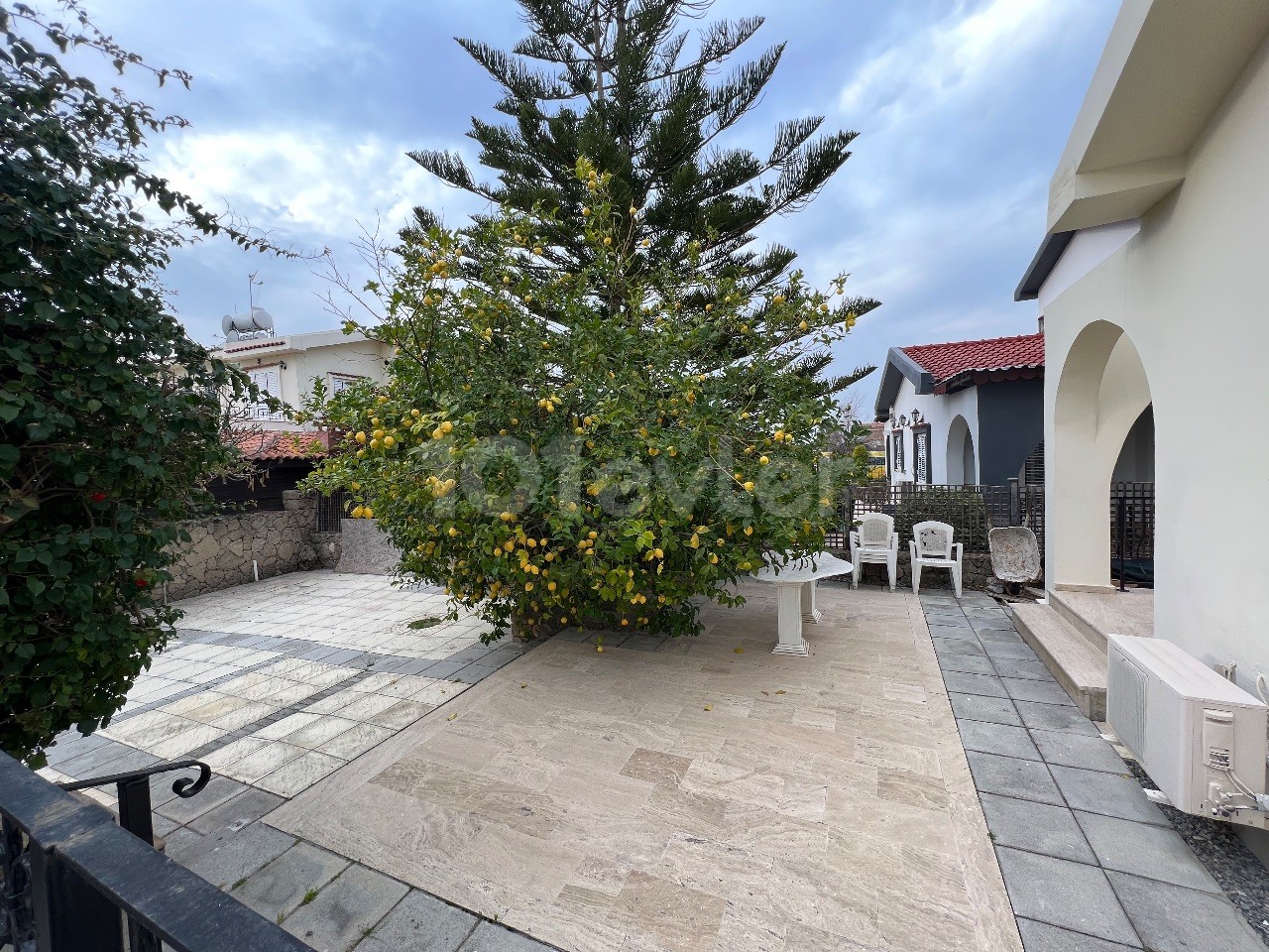 Zu verkaufen 2+1 Villa mit Luxus und Blick in Doğanköy, Kyrenia, Zypern