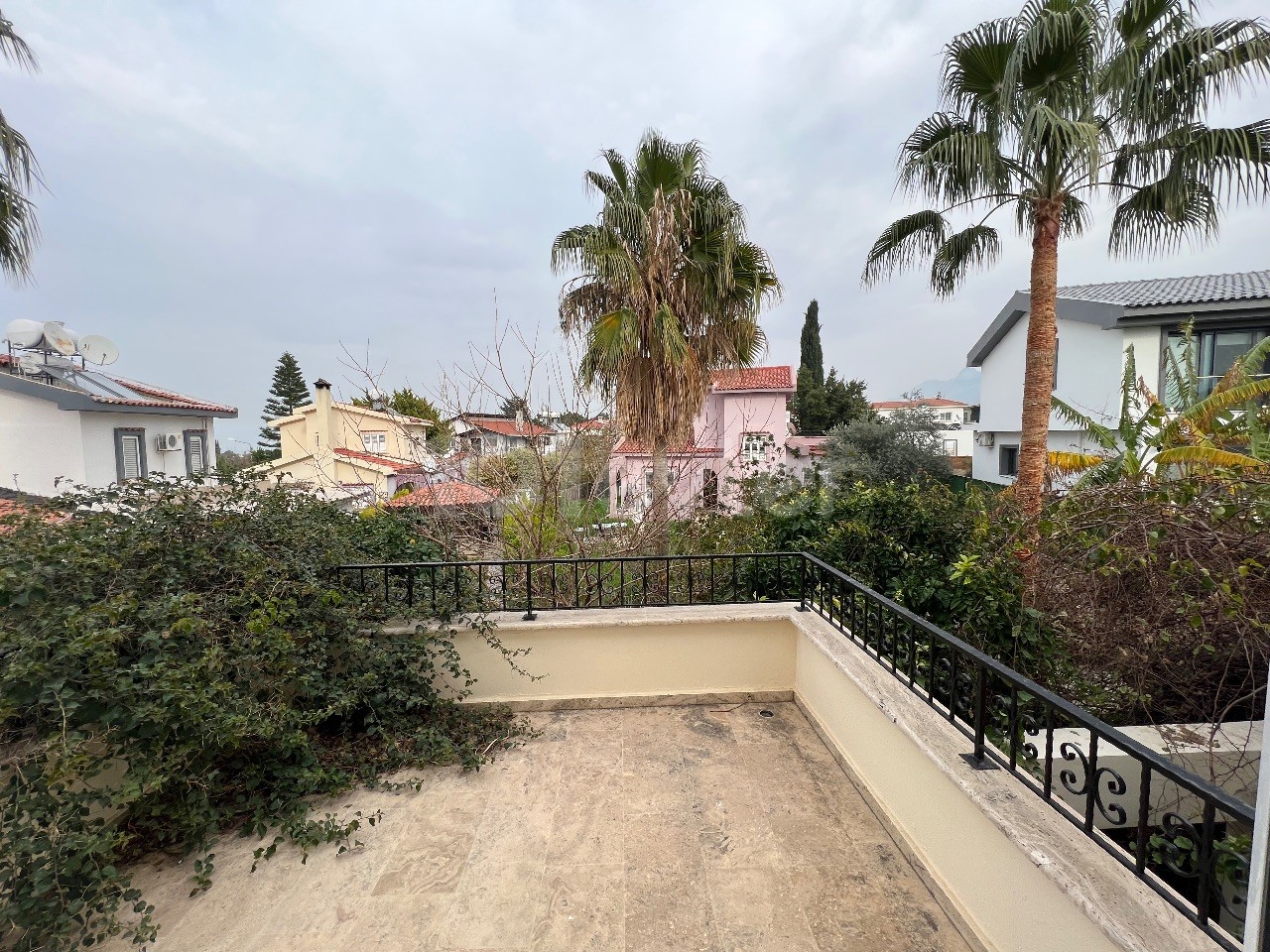 Zu verkaufen 2+1 Villa mit Luxus und Blick in Doğanköy, Kyrenia, Zypern