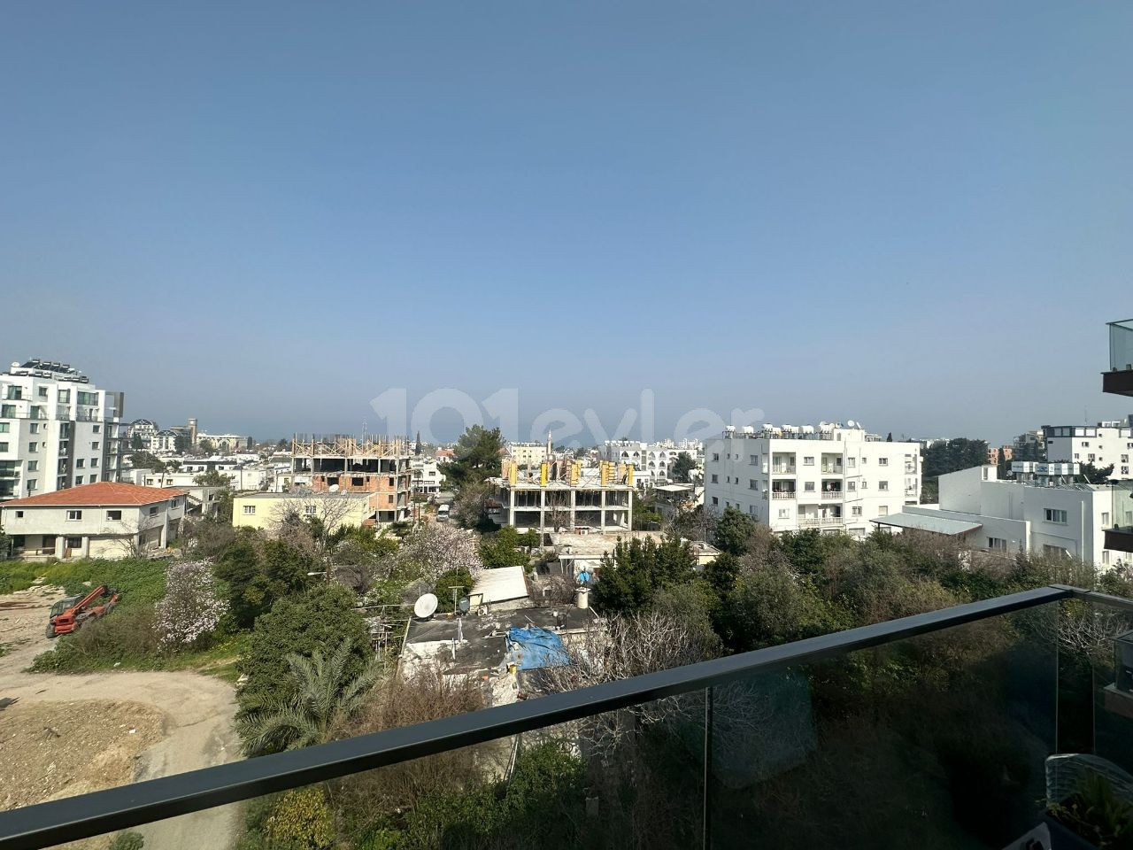  2+1 Modern Flat for Sale in a Perfect Location in the Center of Kyrenia, Cyprus