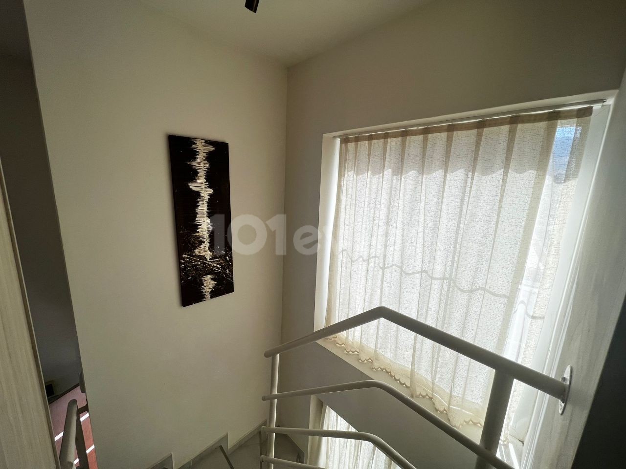 Fully furnished 1+1 Flat for rent on the Ground Floor in a complex with a pool in Kyrenia Center, Cyprus