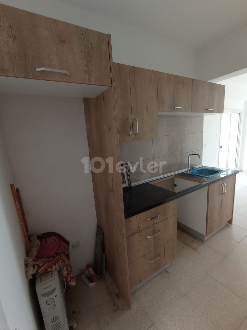 2+1 NEWLY REFURBISHED APARTMENT IN THE CENTER OF FAMAGUSTA