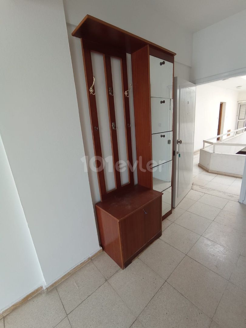 2+1 NEWLY REFURBISHED APARTMENT IN THE CENTER OF FAMAGUSTA