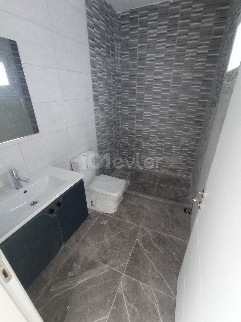 2+1 (90m2) Spacious New Apartment in Yeniboğaziçi