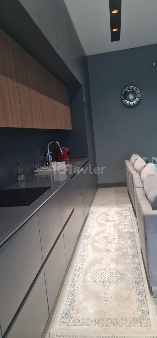 SATILIK ÖZANKOY'DE LÜX 3+1IKIZ VILLA SIFIR FULL EŞAYLI 