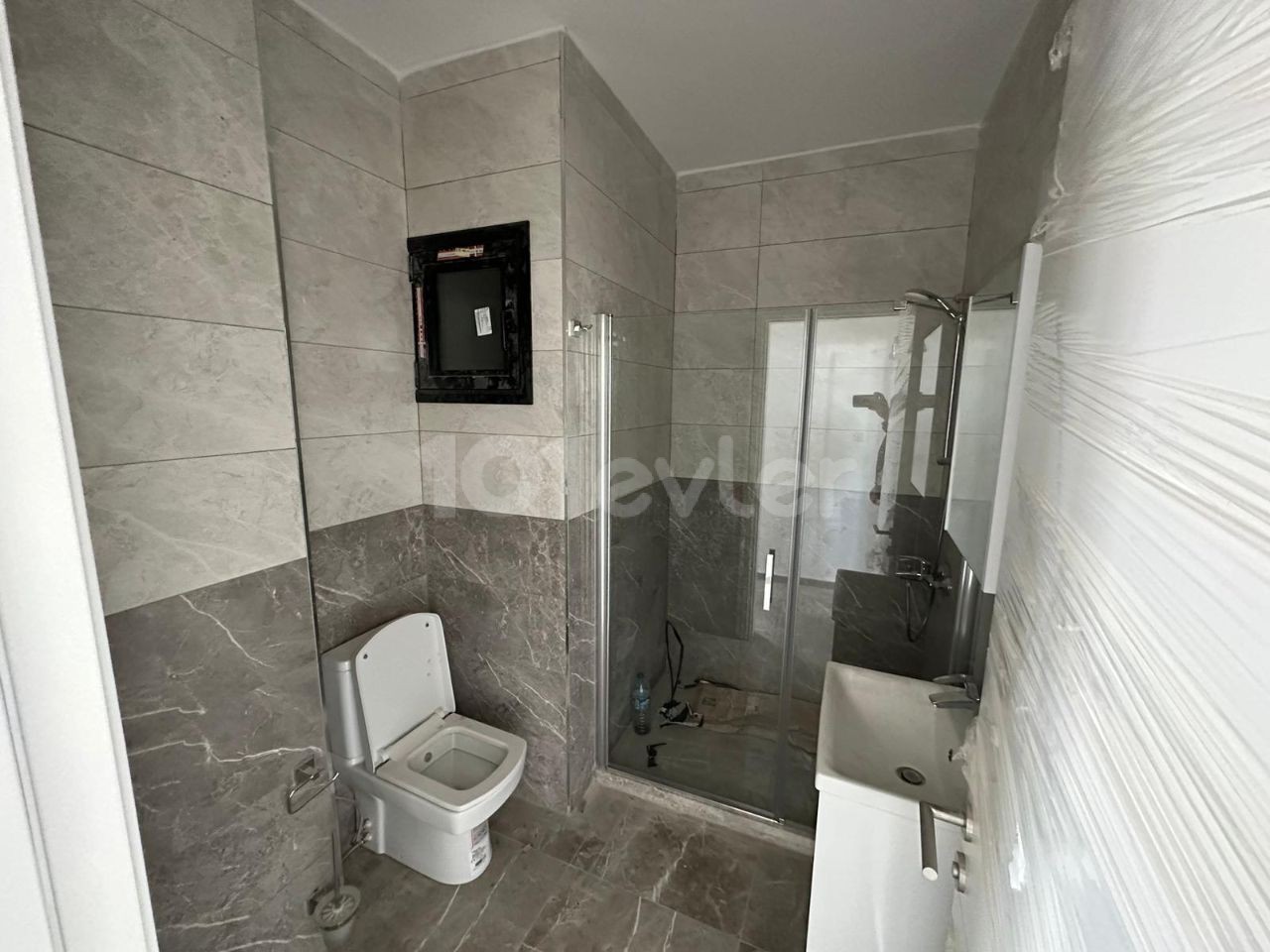 Yeniboğaziçi 2+1(80m2) Luxus-Wohnung 