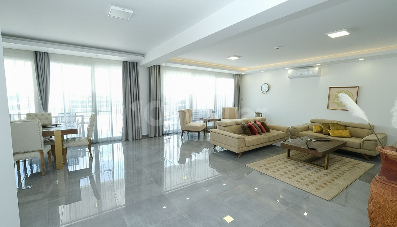 SAHİBİNDEN 305 m²  PENTHOUSE Courtyard Holiday Resort içerisinde - Fiyat ve detaylar için iletişime geçiniz...