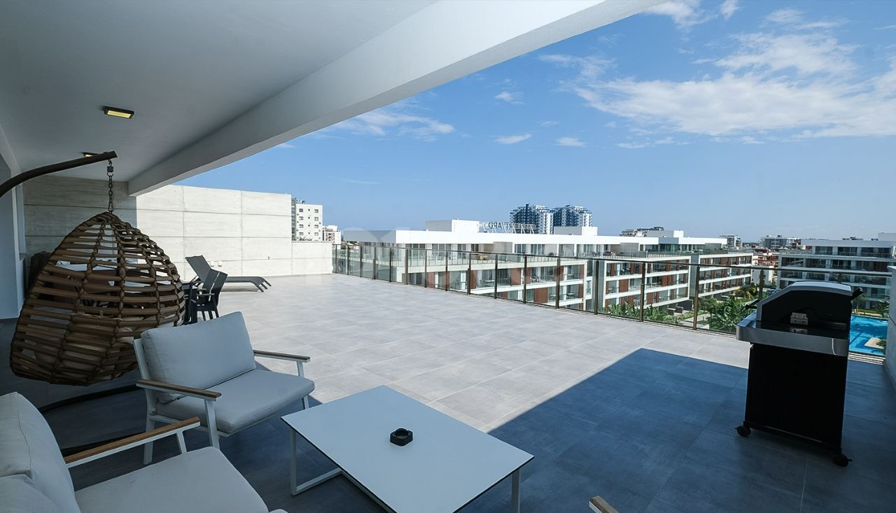 3+1 Penthouse zum Verkauf im Iskele Long Beach Courtyard Complex ### vom Eigentümer