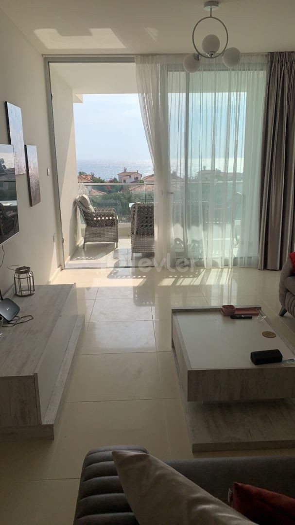 2 bedrooms apartment in Abelia residence for rent