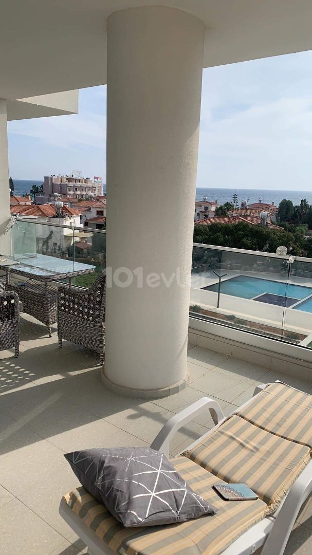 2 bedrooms apartment in Abelia residence for rent