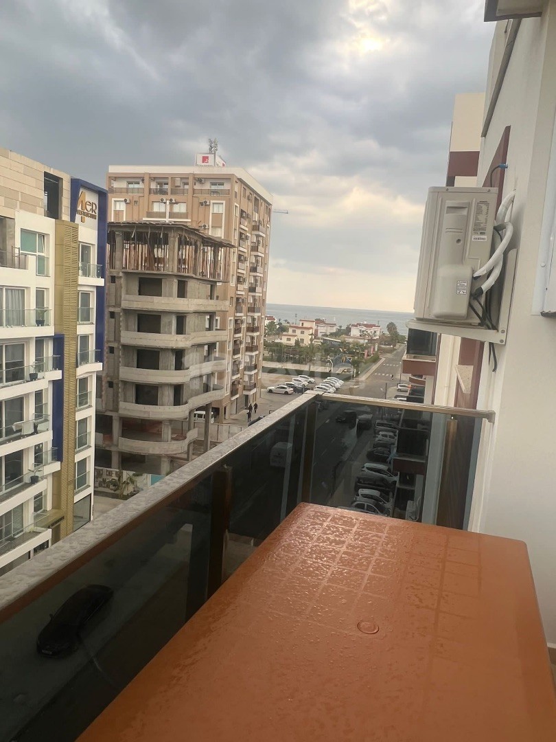 Royal Parlak’a Özel: Long Beach’e 2 Dakika Yürüme Mesafesinde Kiralık Yeni Eşyalı Deniz Manzaralı 2+1 Daire De