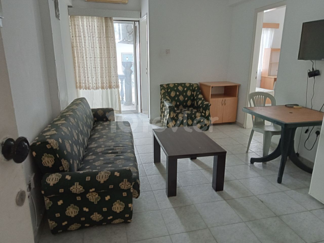 Royal Tutar special offer: 1+1 apartment on salamis road Infront of university 
