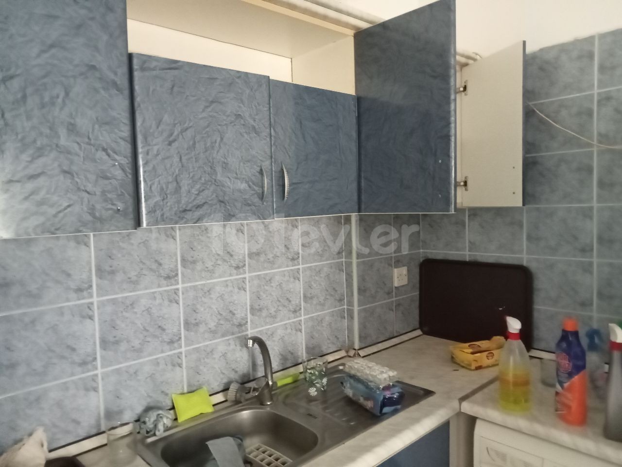 Royal Tutar'a özel: okula yakın 1+1 kiralık daire. 6 ay peşin 