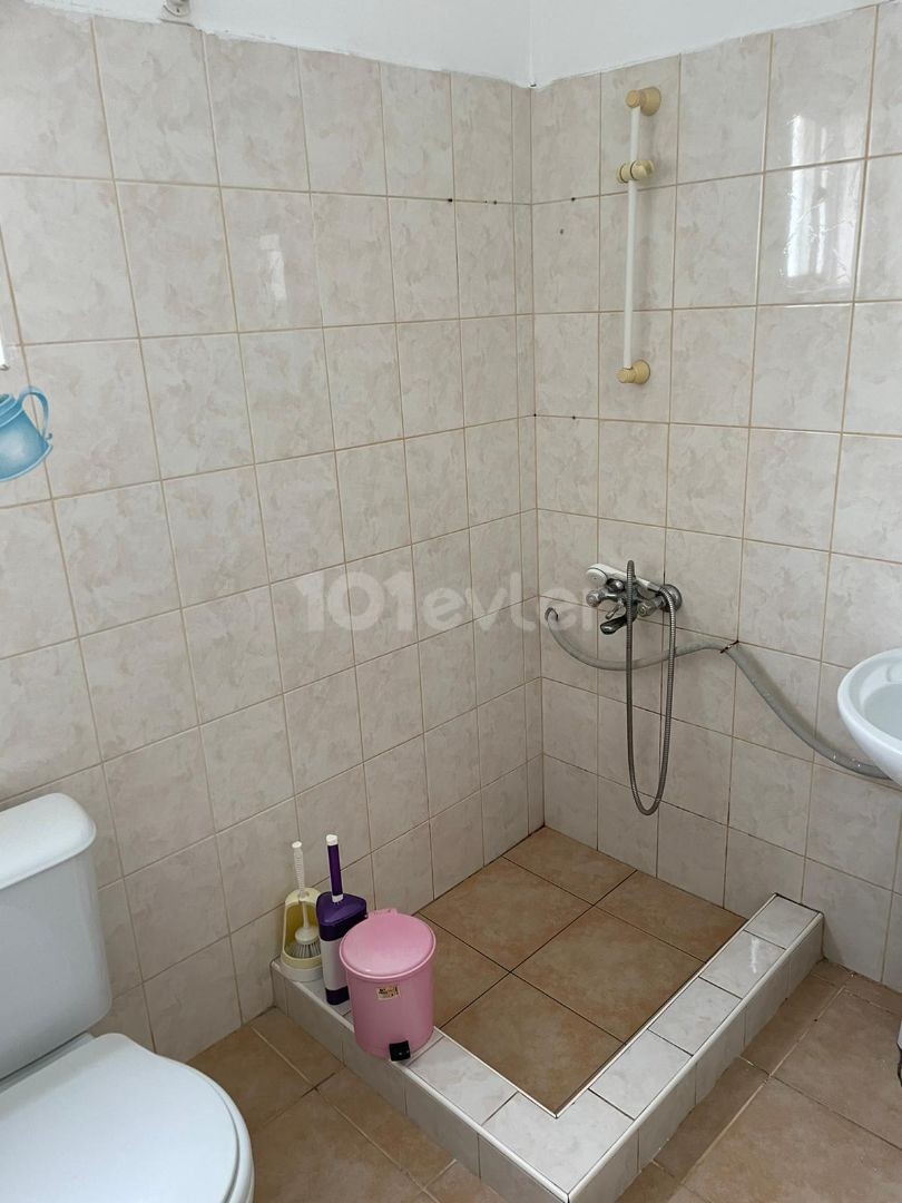 Royal Tutar'a özel: 1+1 okula yakın 5 ay peşin kiralık daire 