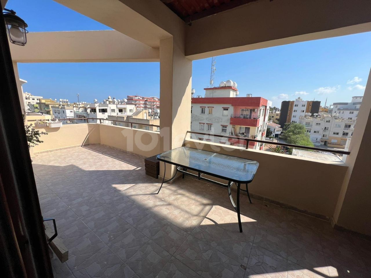 2+1 penthouse for sale in Gülseren with big metre square 